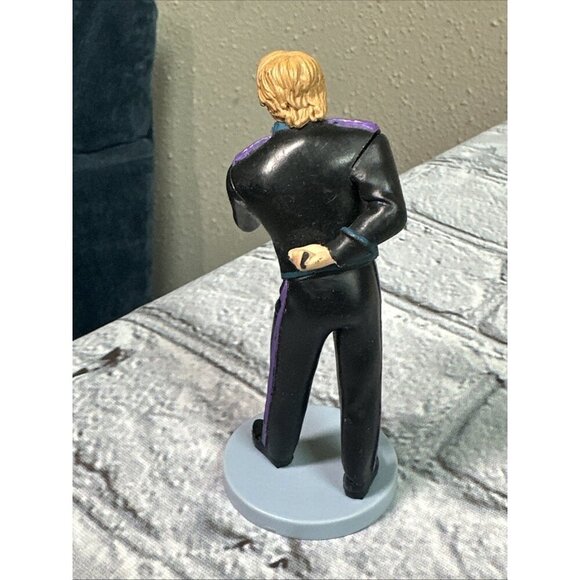 Frozen 2 Deluxe Formal Wear Kristoff Figure Toy Cake Topper Action figure 4 inch - Picture 4 of 7
